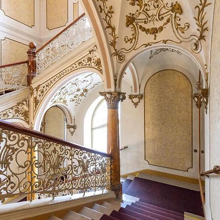 Hotel Slovan Plzeň Buitenkant foto